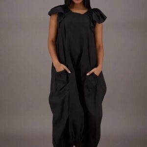 One Size Bubble Dress Black Sleeveless